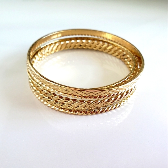 Jewelry - Gold color stackable bracelets